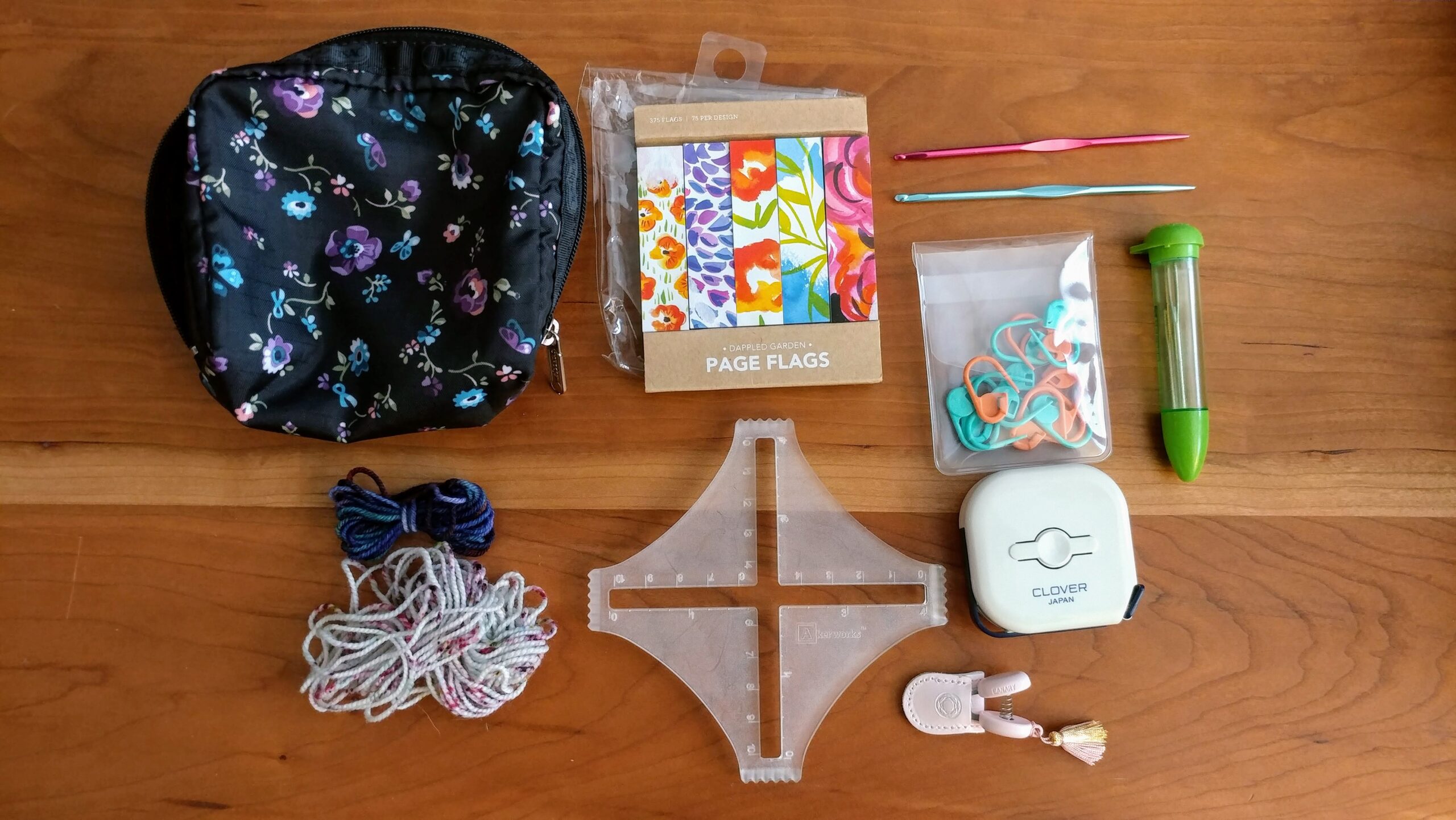 What's In My Notions Bag? My Favorite Knitting Tools - Knitting